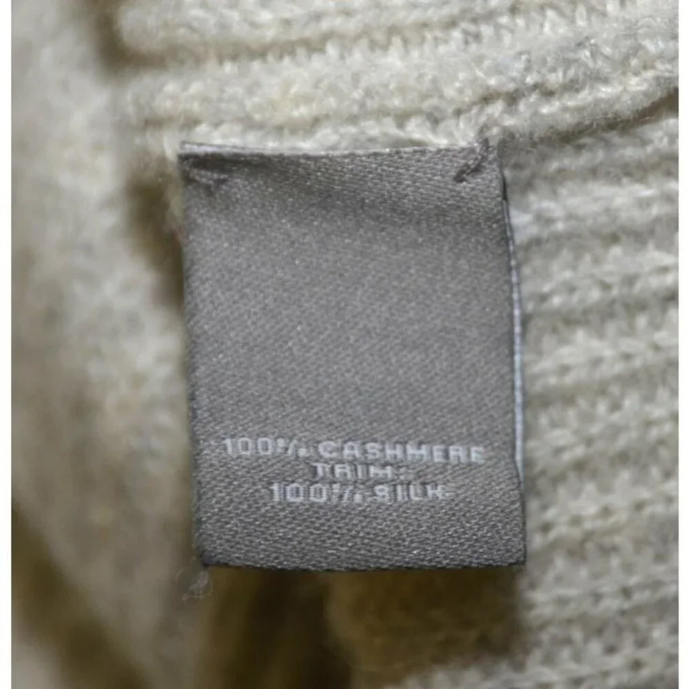 Neiman Marcus Cashmere Collection Neutral Beige Sweater Size L V-Neck Silk Hem - Picture 8 of 9